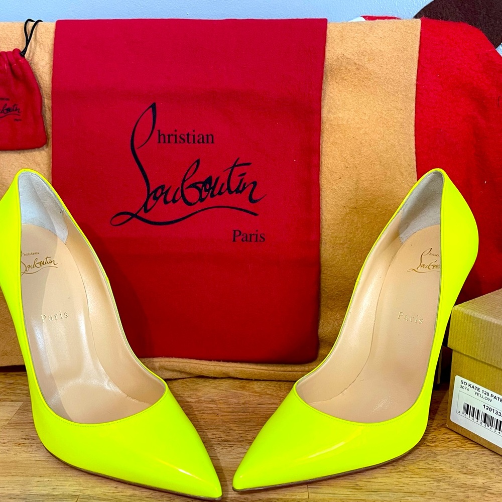 Christian Louboutin So Kate 120 size 41.5